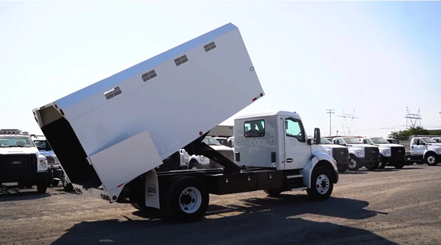 ChipperTruck-2